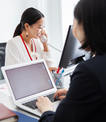 新卒採用支援業務（フロント・バック）